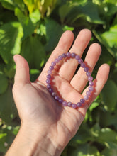 Charger l&#39;image dans la galerie, Bracelet Lepidolite
