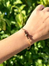 Charger l&#39;image dans la galerie, Bracelet Emilia • Obsidienne dorée
