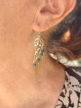 Charger l&#39;image dans la galerie, Boucles Gabrielle • Apatite bleue
